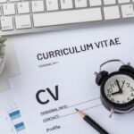 Memahami Perbedaan CV dan Portofolio dalam Lamaran Kerja Bersama EF EFEKTA English for Adults